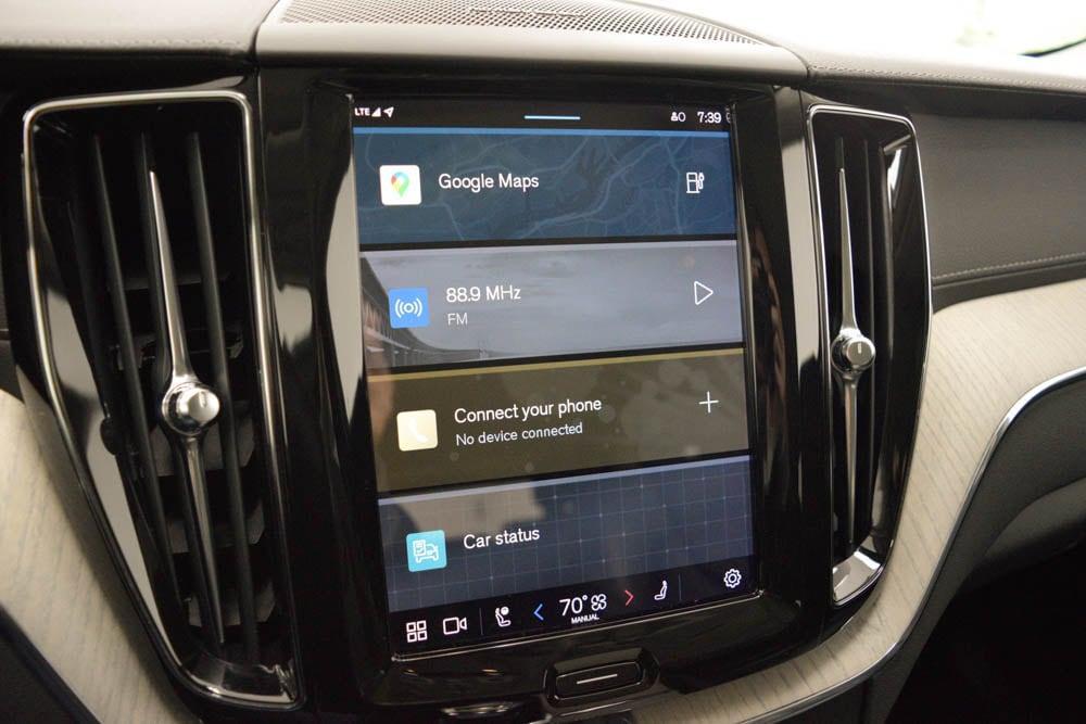 used 2022 Volvo XC60 Recharge Plug-In Hybrid car, priced at $46,499