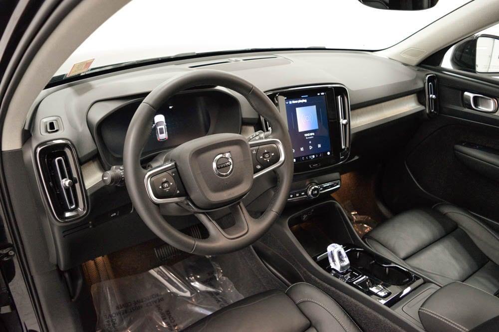 used 2023 Volvo XC40 car, priced at $37,725