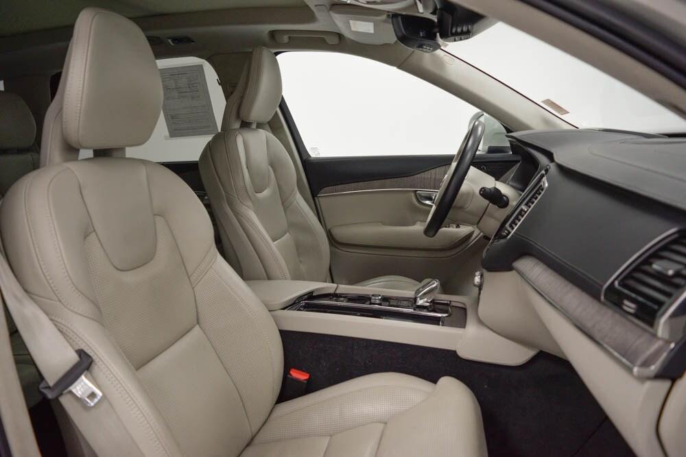 used 2022 Volvo XC90 Recharge Plug-In Hybrid car, priced at $47,790
