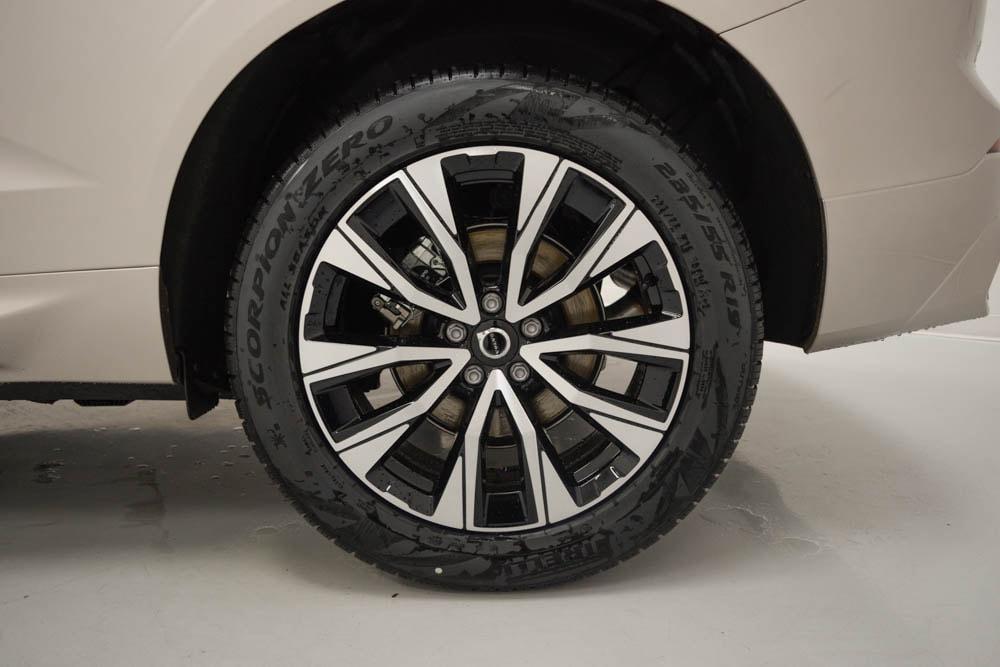 new 2025 Volvo XC60 car, priced at $50,315