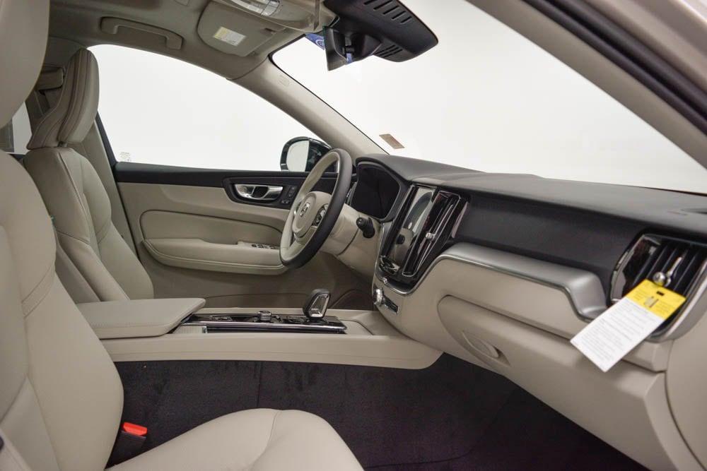 new 2025 Volvo XC60 car, priced at $50,315