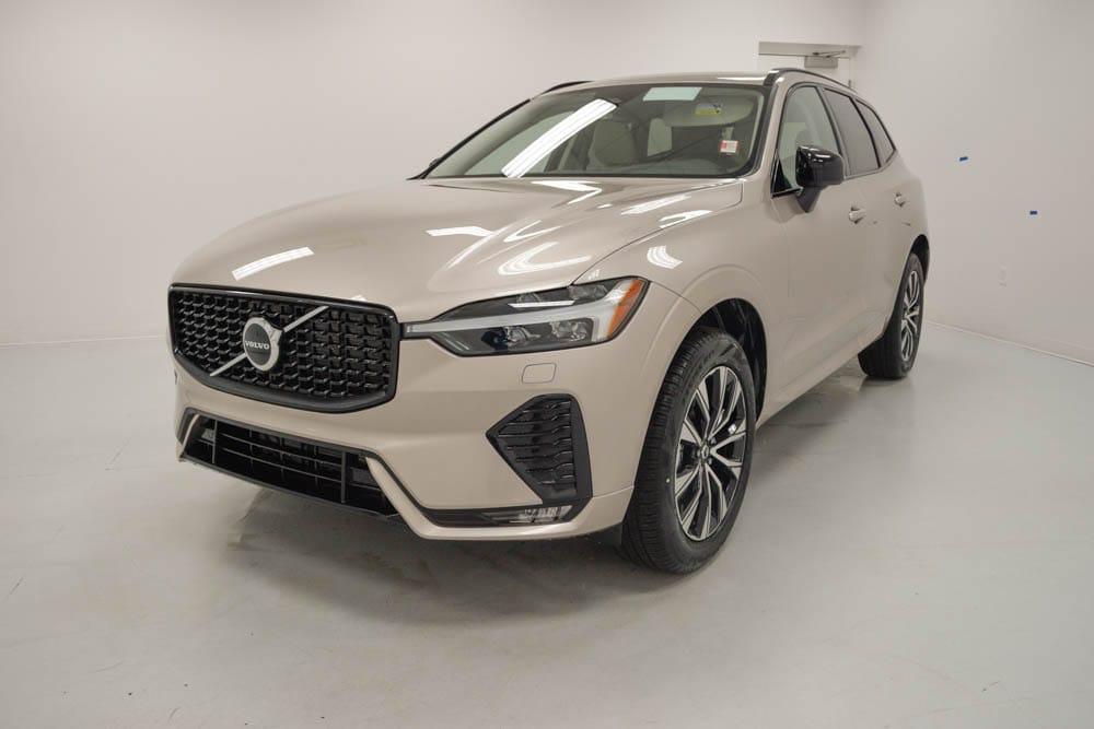 new 2025 Volvo XC60 car, priced at $50,315