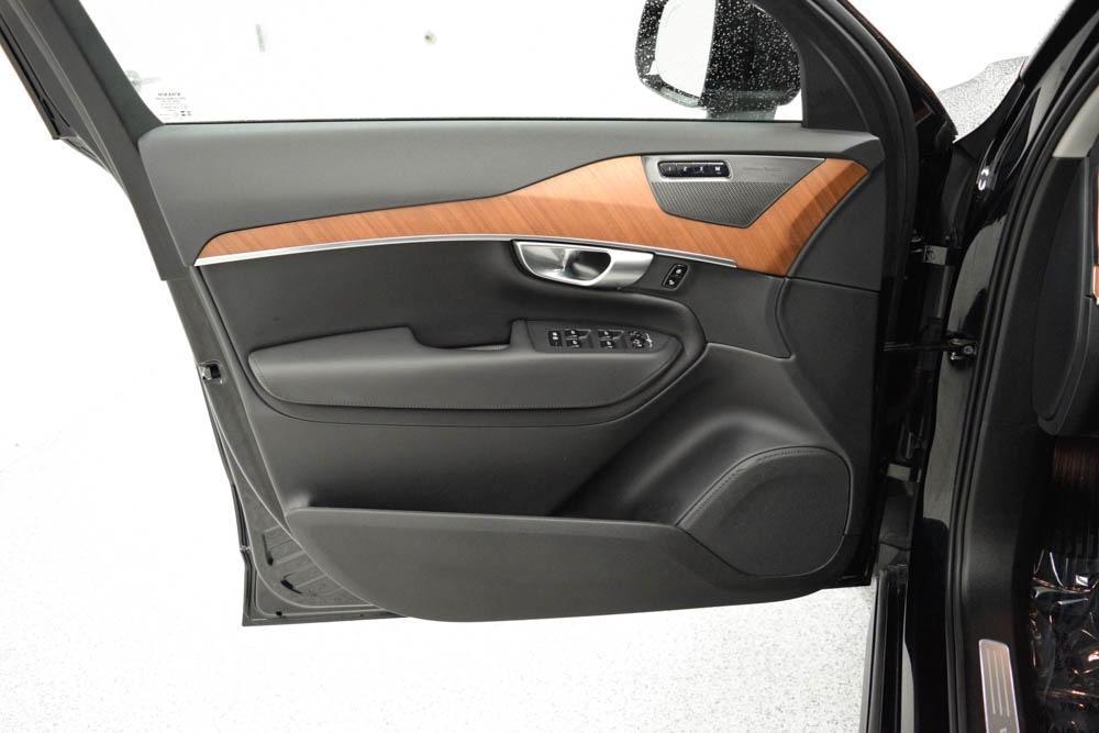 used 2024 Volvo XC90 car, priced at $43,985