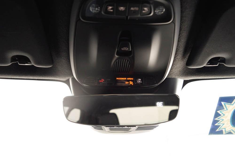 used 2019 Volvo XC40 car, priced at $22,711