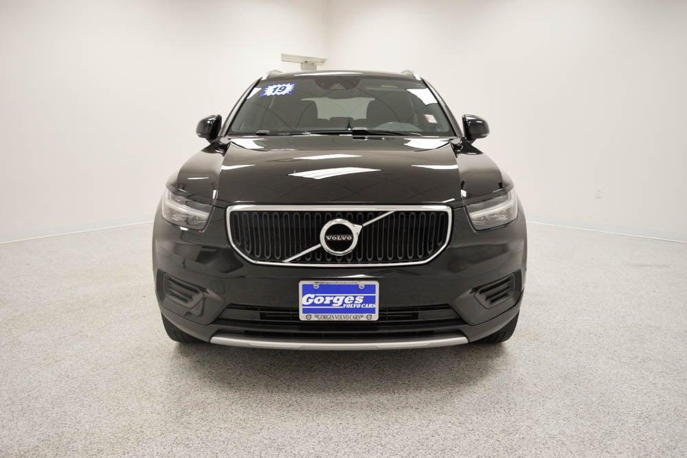 used 2019 Volvo XC40 car, priced at $22,711