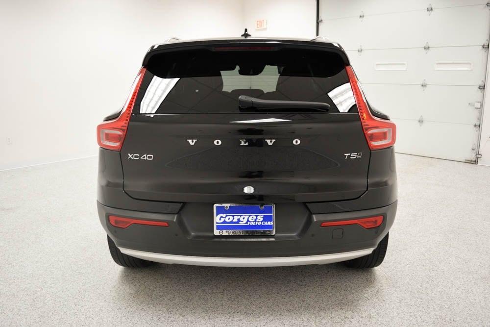 used 2019 Volvo XC40 car, priced at $22,711