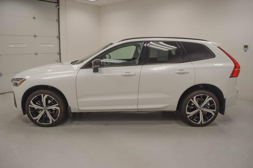 used 2022 Volvo XC60 car, priced at $42,555