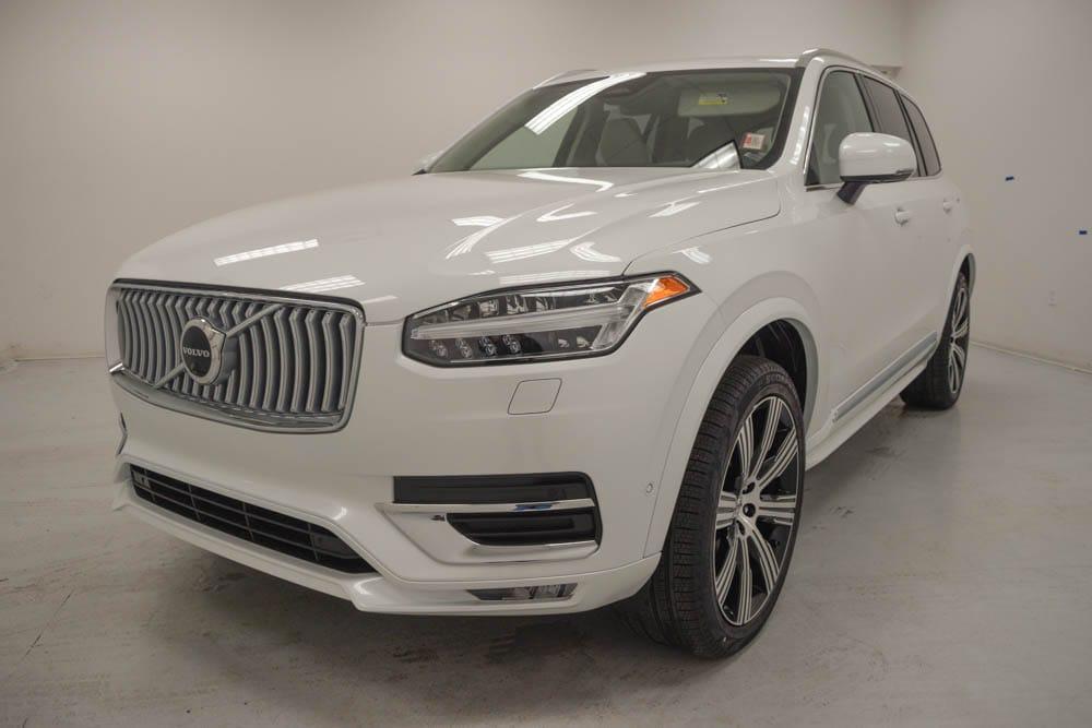 new 2025 Volvo XC90 car, priced at $66,875