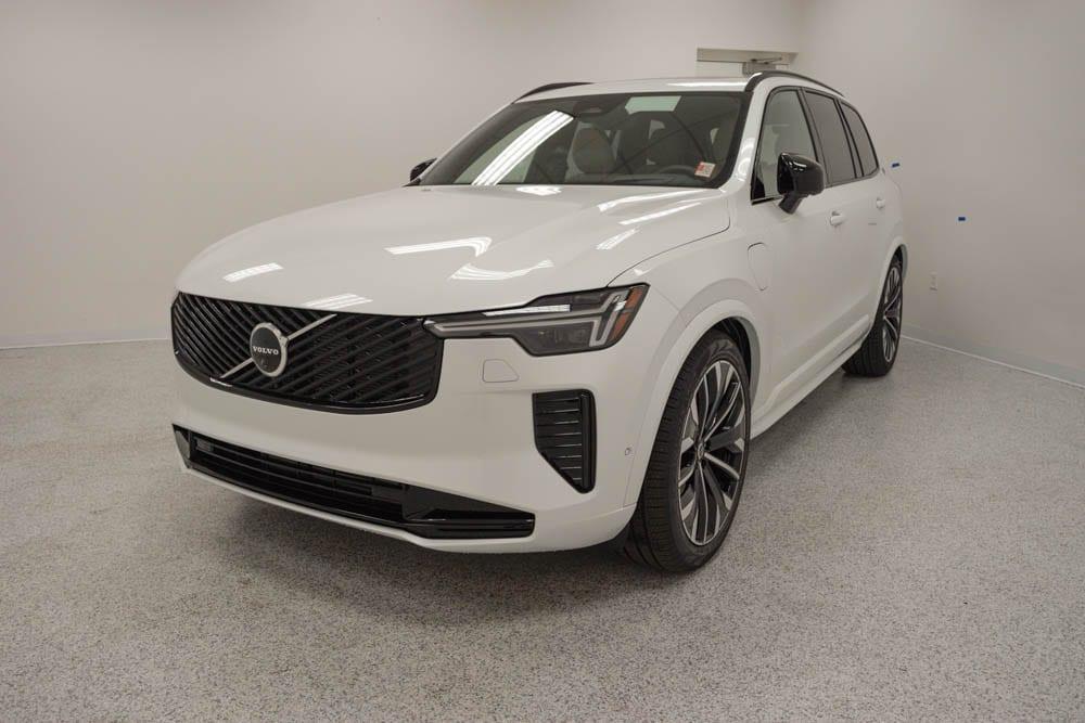 new 2026 Volvo XC90 Plug-In Hybrid car, priced at $90,075