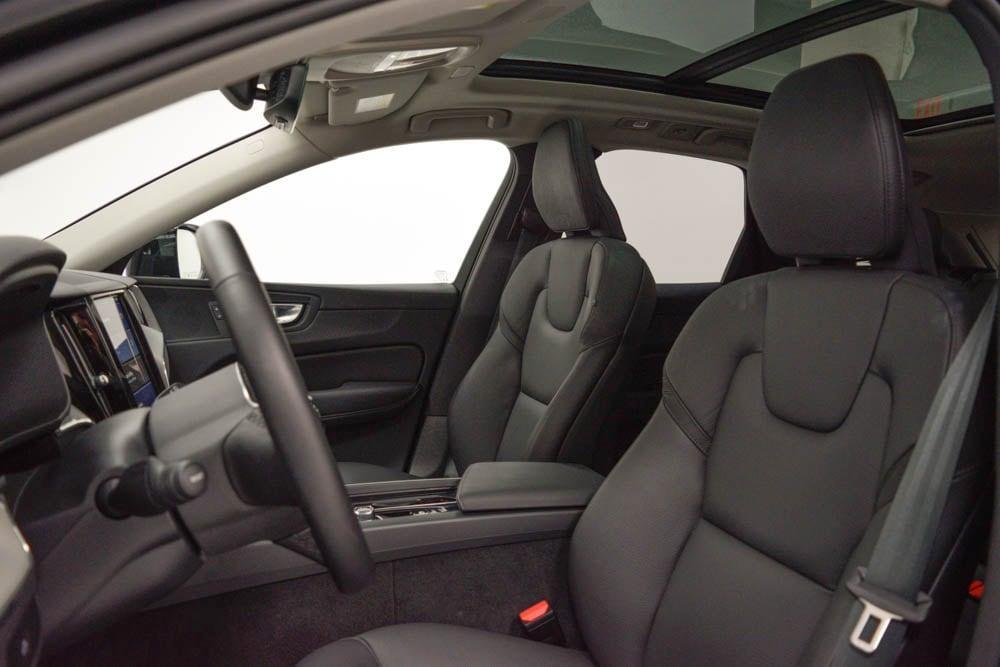 used 2025 Volvo XC60 car, priced at $38,997