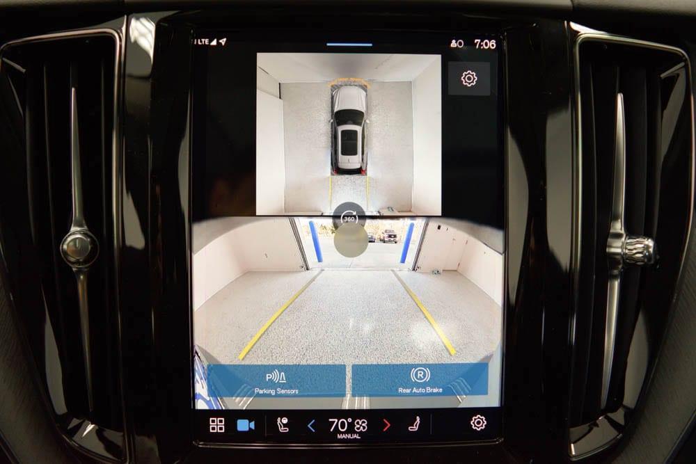 new 2025 Volvo XC60 Plug-In Hybrid car, priced at $65,865