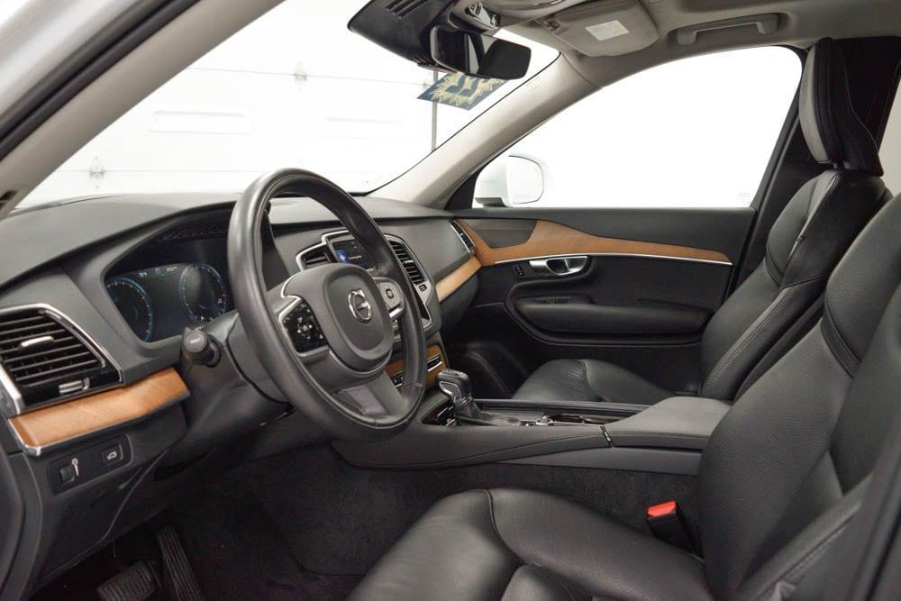 used 2022 Volvo XC90 car, priced at $40,751