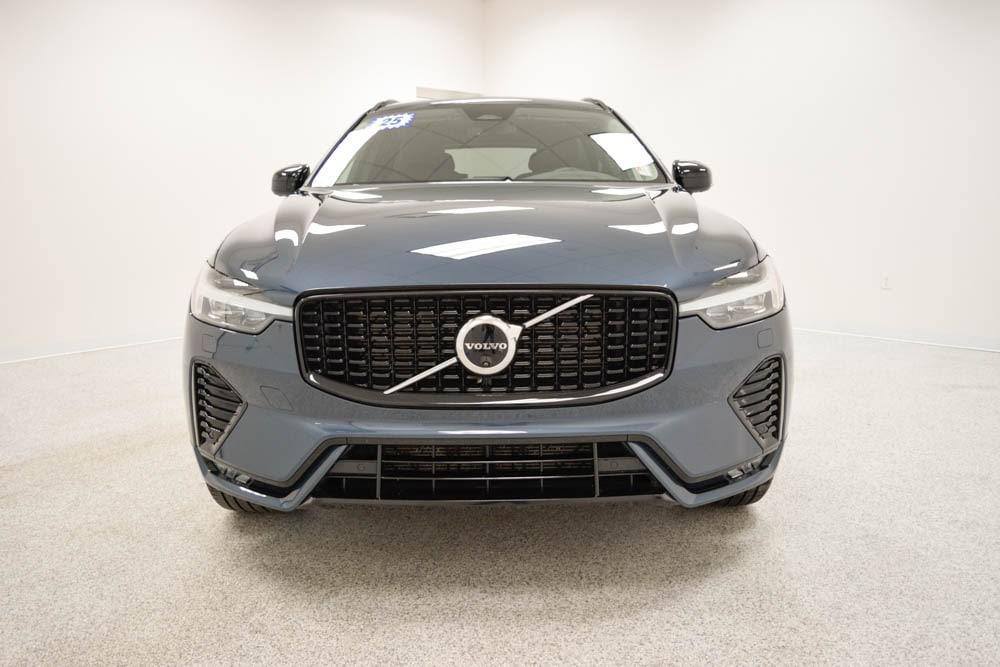 used 2025 Volvo XC60 car, priced at $38,398