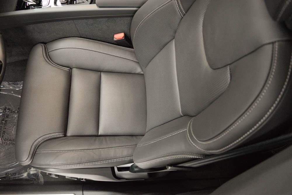 new 2026 Volvo XC60 car, priced at $66,695