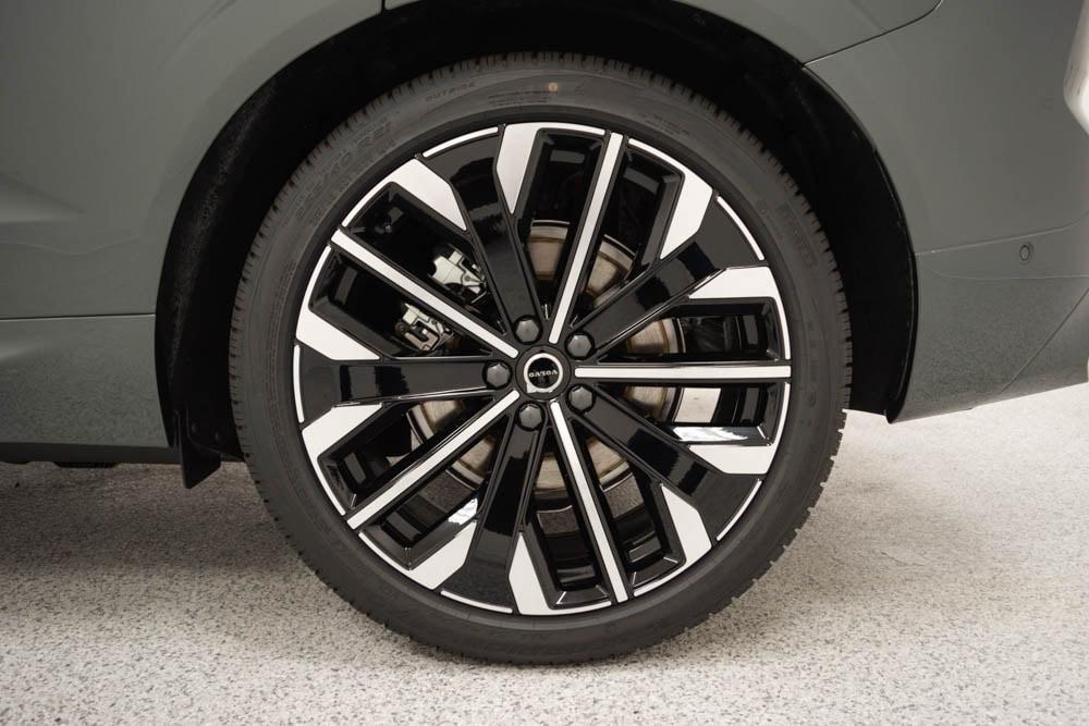 new 2026 Volvo XC60 car, priced at $66,695