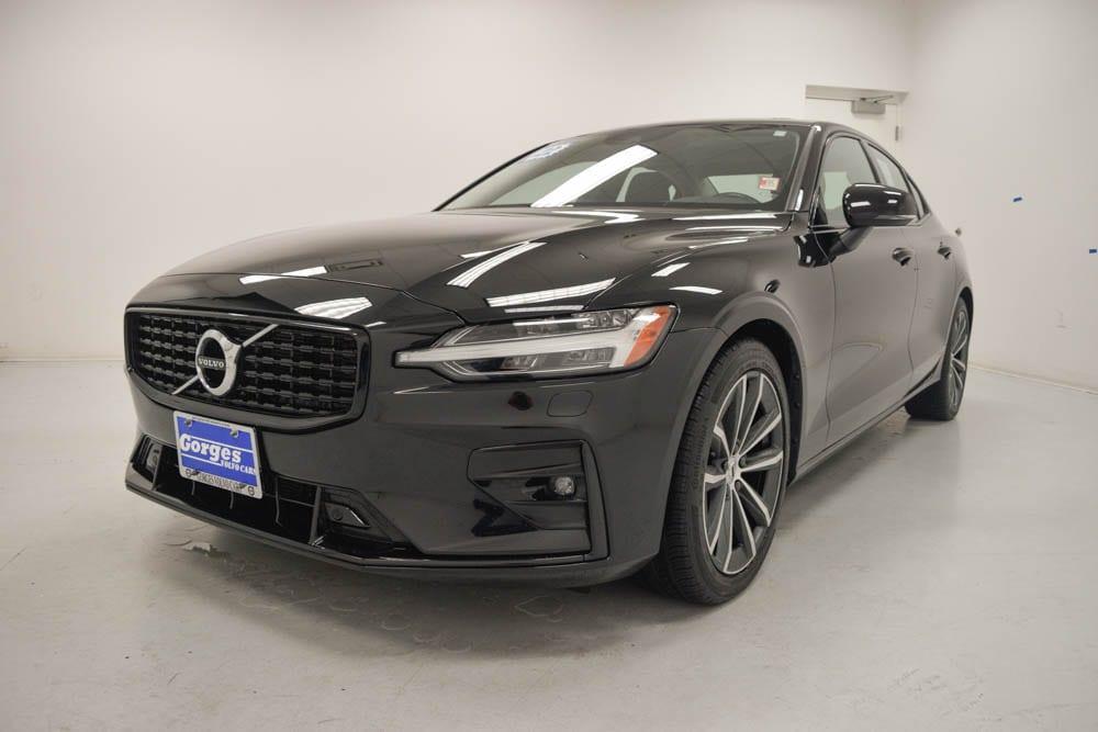 used 2022 Volvo S60 car, priced at $28,799