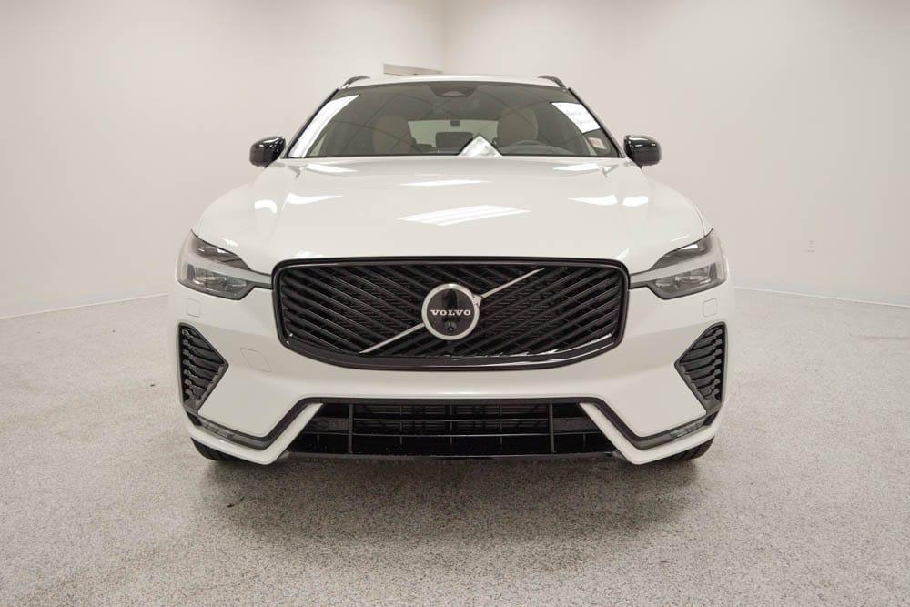new 2026 Volvo XC60 car, priced at $60,220
