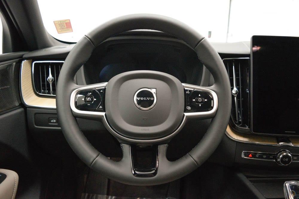 new 2026 Volvo XC60 car, priced at $60,220