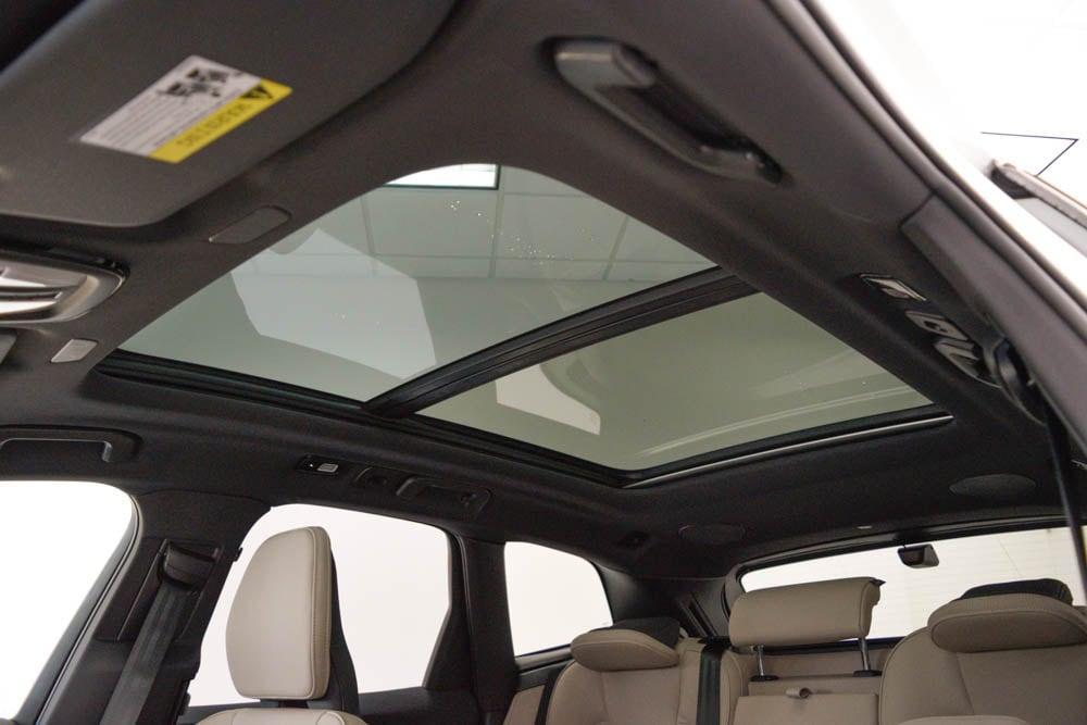 new 2026 Volvo XC60 car, priced at $60,220