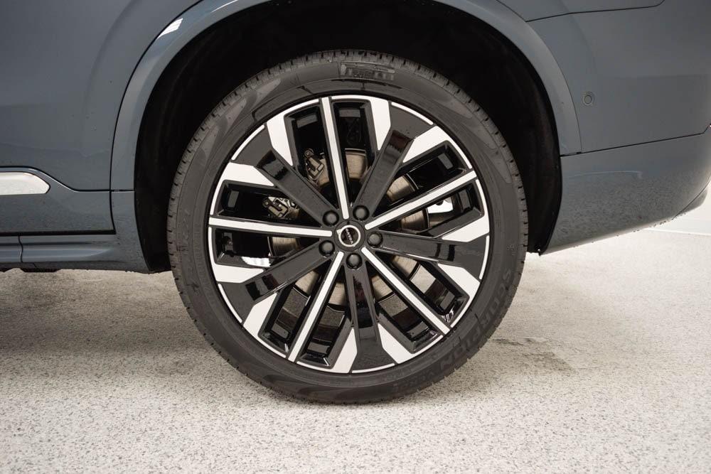 new 2026 Volvo XC90 car, priced at $71,825