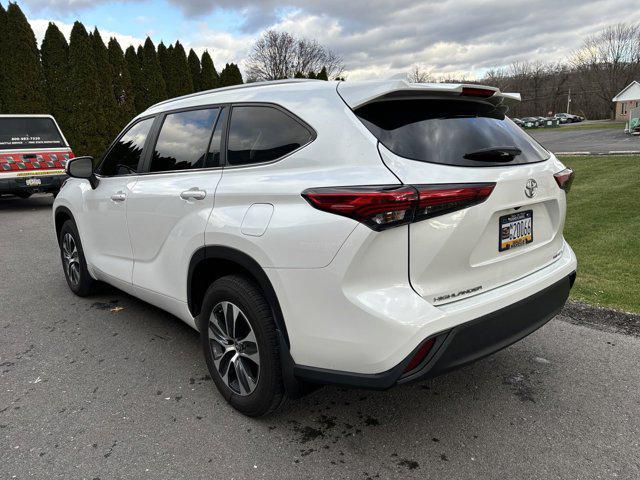 used 2023 Toyota Highlander car, priced at $35,000