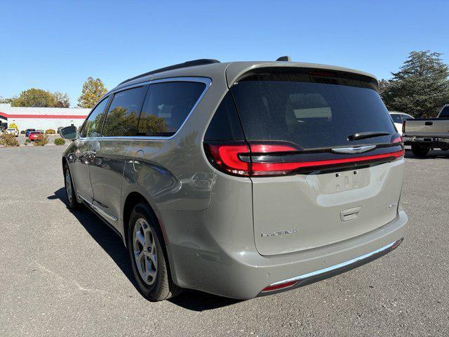 used 2022 Chrysler Pacifica car, priced at $32,000