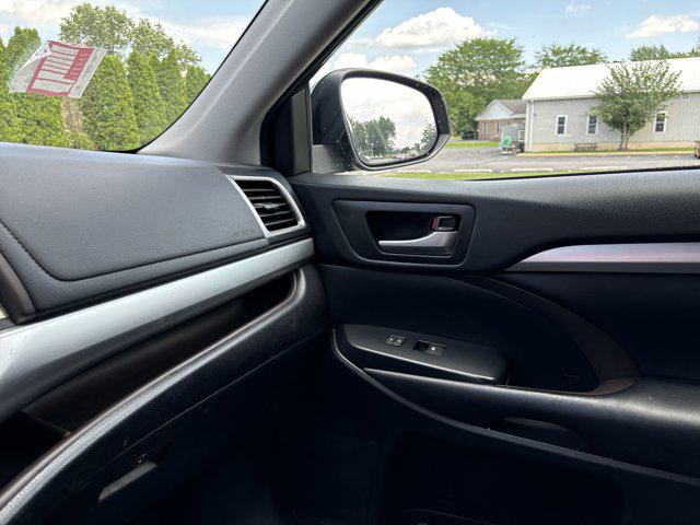 used 2018 Toyota Highlander car, priced at $24,500