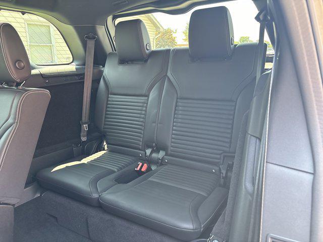 used 2023 Land Rover Discovery car, priced at $51,500