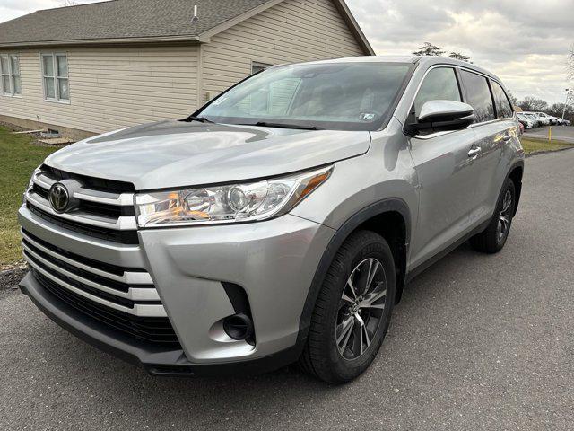 used 2019 Toyota Highlander car, priced at $27,500