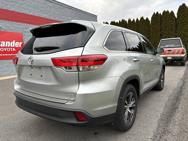 used 2019 Toyota Highlander car, priced at $27,500