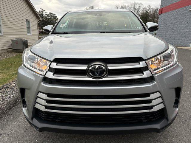 used 2019 Toyota Highlander car, priced at $27,500