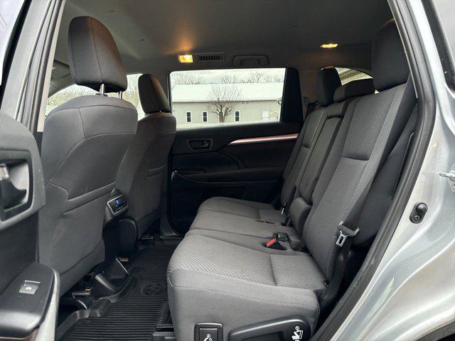 used 2019 Toyota Highlander car, priced at $27,500