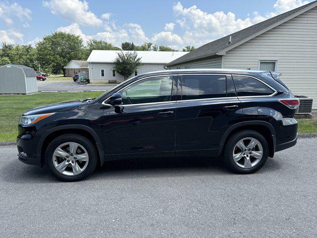 used 2014 Toyota Highlander car, priced at $19,500