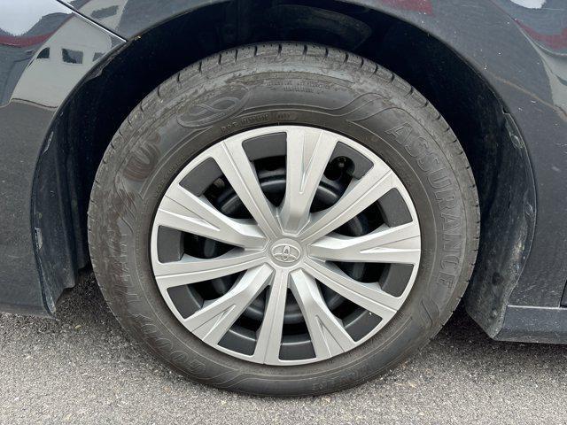 used 2019 Toyota Camry Hybrid car, priced at $22,000