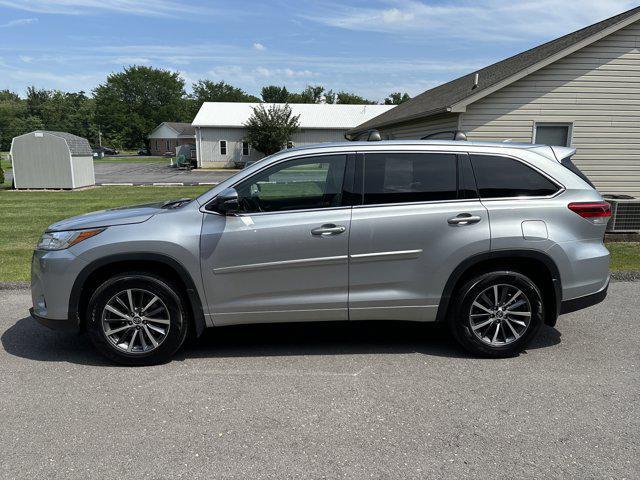 used 2018 Toyota Highlander car, priced at $22,000
