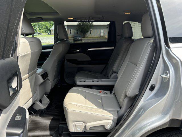 used 2018 Toyota Highlander car, priced at $22,000