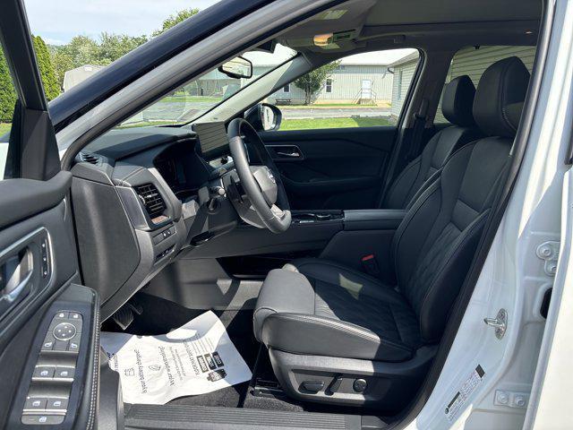 used 2025 Nissan Rogue car, priced at $39,900
