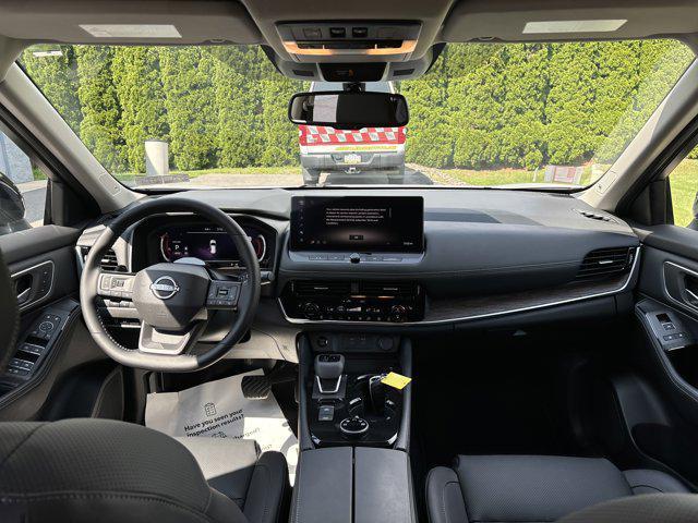 used 2025 Nissan Rogue car, priced at $39,900