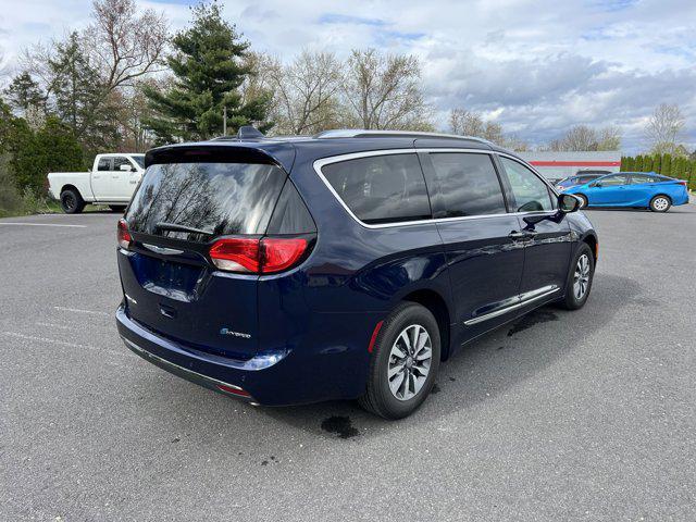 used 2020 Chrysler Pacifica Hybrid car, priced at $35,788