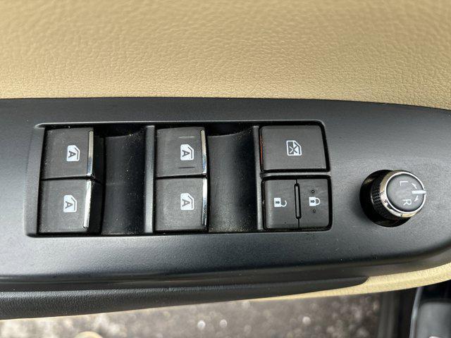 used 2017 Toyota Highlander car, priced at $23,200