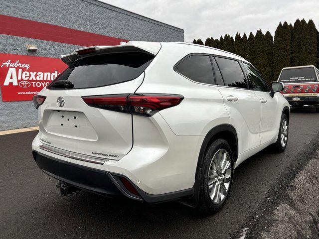 used 2023 Toyota Highlander car, priced at $40,000