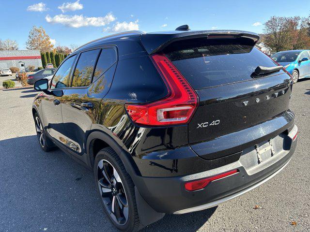 used 2020 Volvo XC40 car, priced at $19,200