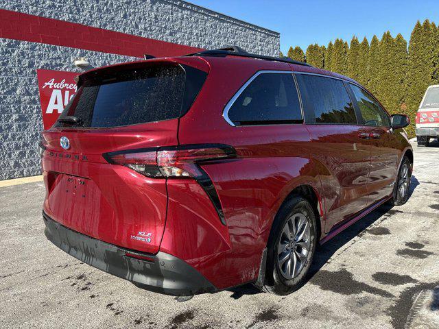 used 2021 Toyota Sienna car, priced at $39,400