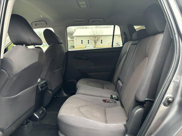 used 2024 Toyota Highlander car, priced at $36,500