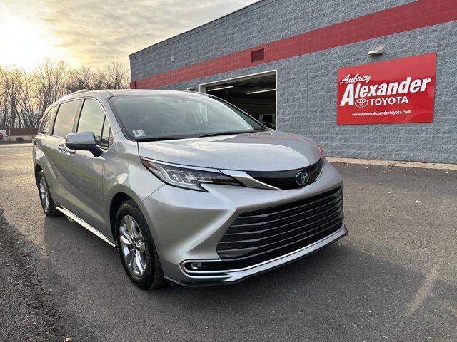 used 2024 Toyota Sienna car, priced at $49,500