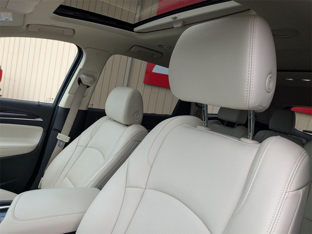 used 2022 Buick Enclave car, priced at $28,800