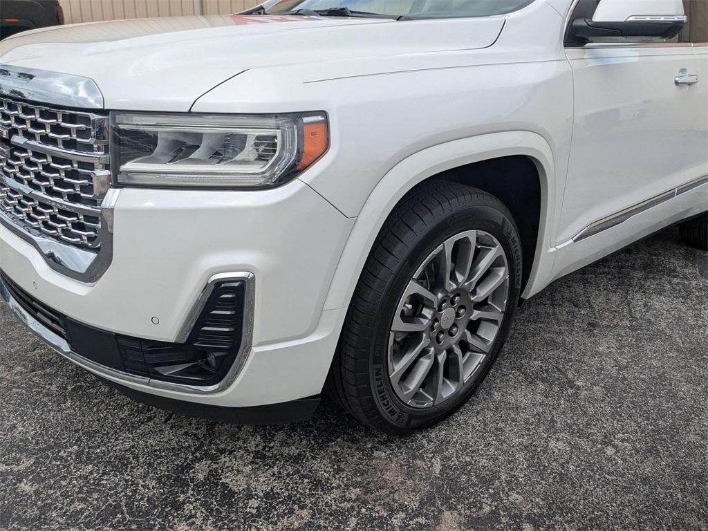 used 2022 GMC Acadia car, priced at $32,998
