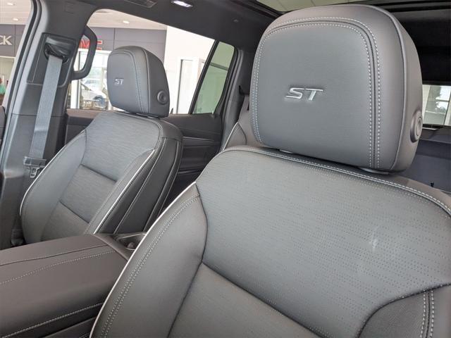 new 2025 Buick Enclave car, priced at $48,330