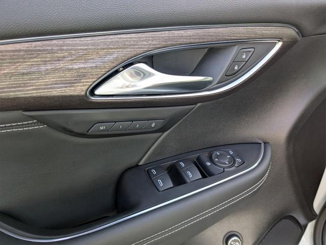 used 2022 Buick Envision car, priced at $31,500