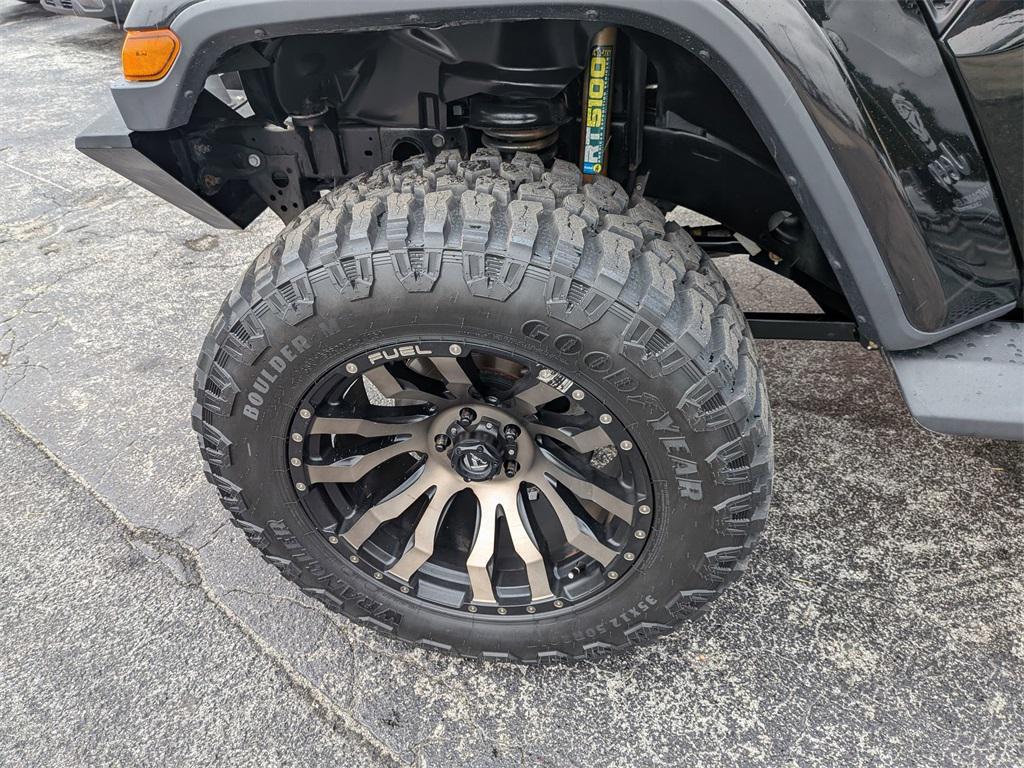 used 2019 Jeep Wrangler Unlimited car, priced at $26,595